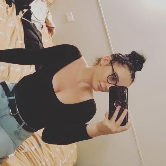 CleverEmilie from Newry and Mourne,United Kingdom